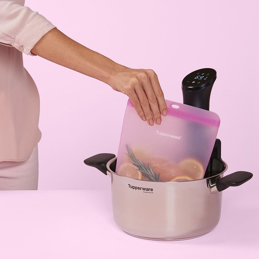 Tupperware Ultimate Silicone Slim Bag Large Water Vineyard | HGP-309172